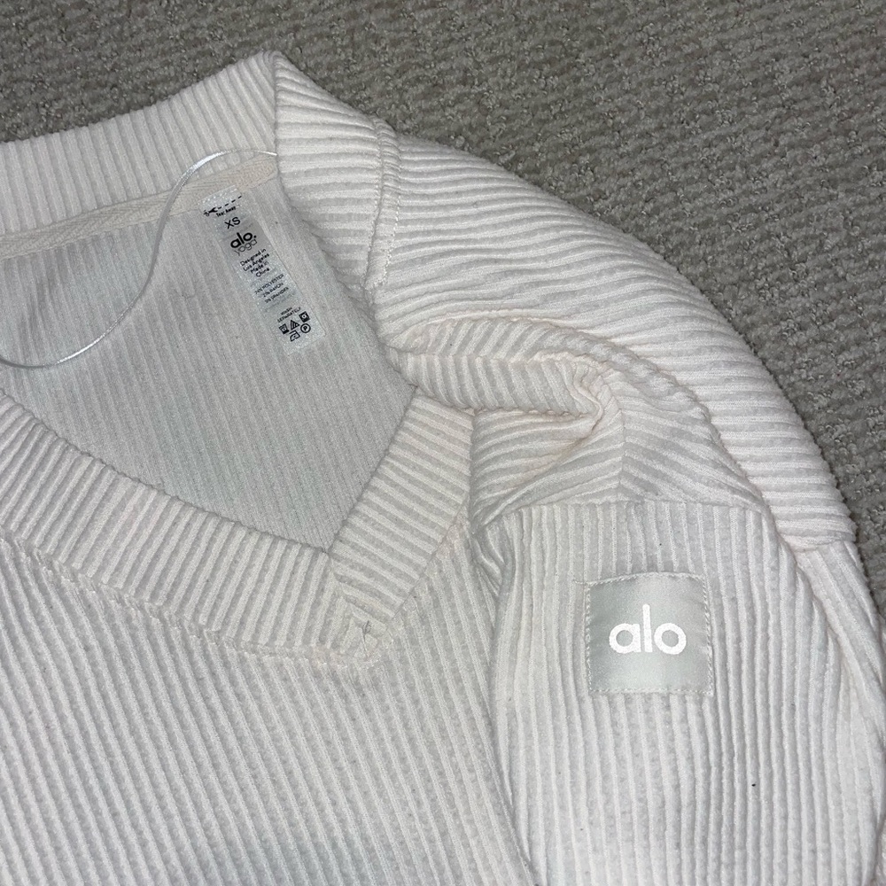 ALO Yoga Sweater
